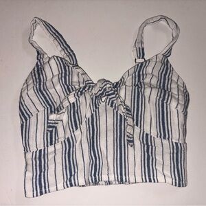 Hollister size small